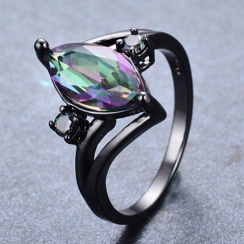 Ring zircon retro black gold horse eye colorful jewelry creative accessories no. 12
Ring zircon retro black gold horse eye colorful jewelry creative accessories no. 12
