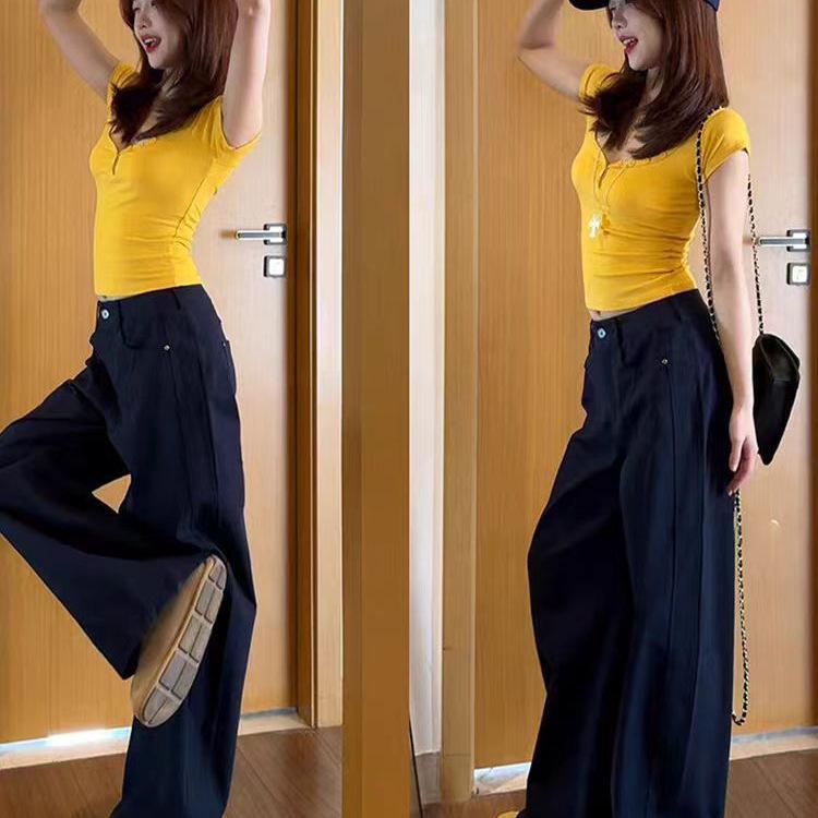 Chic Hong Kong Style Yellow Sweetheart Neckline Slim Fit Summer T-Shirt for Women Medium
Chic Hong Kong Style Yellow Sweetheart Neckline Slim Fit Summer T-Shirt for Women Medium