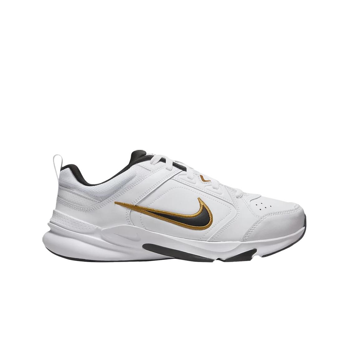 Мужские кроссовки Nike Defy All Day White Gold Suede 4E Extra Wide DM7564-103 
Мужские кроссовки Nike Defy All Day White Gold Suede 4E Extra Wide DM7564-103