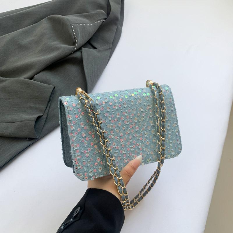 One shoulder messenger bag casual small square bag popular texture small bag 2024 summer new trend simple handbag women
One shoulder messenger bag casual small square bag popular texture small bag 2024 summer new trend simple handbag women