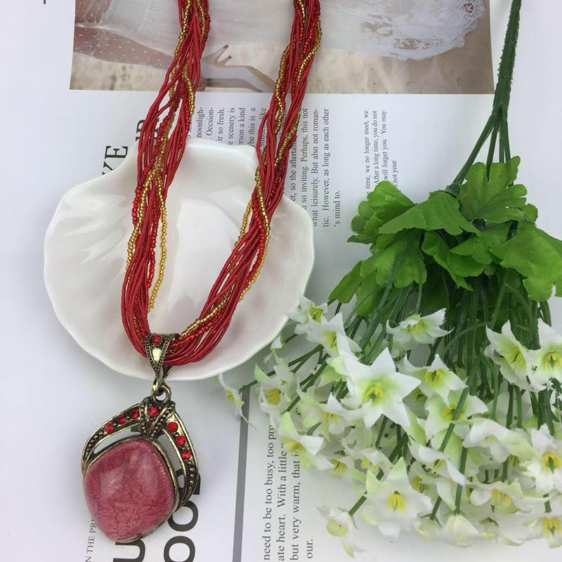 Новое ретро креативное, этническое стильное преувеличенное круглое полое ожерелье-цепочка в стиле ретро на ключицу красный
Новое ретро креативное, этническое стильное преувеличенное круглое полое ожерелье-цепочка в стиле ретро на ключицу красный