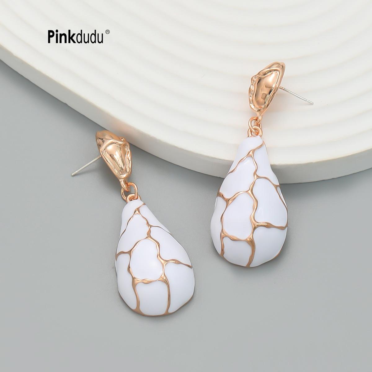 Pinkdudu женские серьги-капли из сплава Niche Drip Oil, элегантные, темпераментные, висячие серьги в стиле бохо PD2164 one size белый
Pinkdudu женские серьги-капли из сплава Niche Drip Oil, элегантные, темпераментные, висячие серьги в стиле бохо PD2164 one size белый