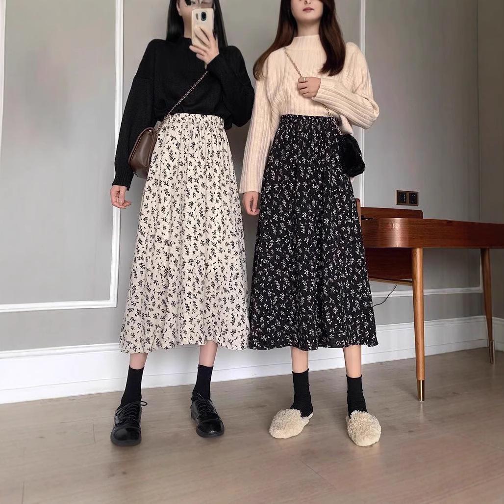 Women s 2024 Floral Print A-Line Midi Skirt - High Waist, Slimming, Hip-Hiding, Fashionable Summer Style Extra Large
Women s 2024 Floral Print A-Line Midi Skirt - High Waist, Slimming, Hip-Hiding, Fashionable Summer Style Extra Large