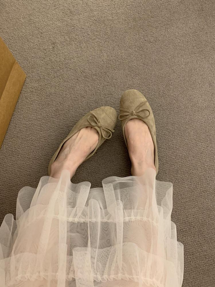 Flat bottom evening shoes wedding shoes spring and autumn fairy style bow round head shallow mouth single shoes 40 хакі
Flat bottom evening shoes wedding shoes spring and autumn fairy style bow round head shallow mouth single shoes 40 хакі