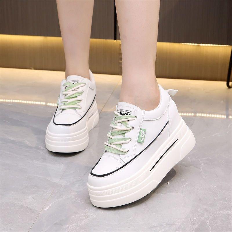 Small fashion color matching lace-up casual little white shoes women s versatile invisible height increase lightweight round head 40 білий
Small fashion color matching lace-up casual little white shoes women s versatile invisible height increase lightweight round head 40 білий