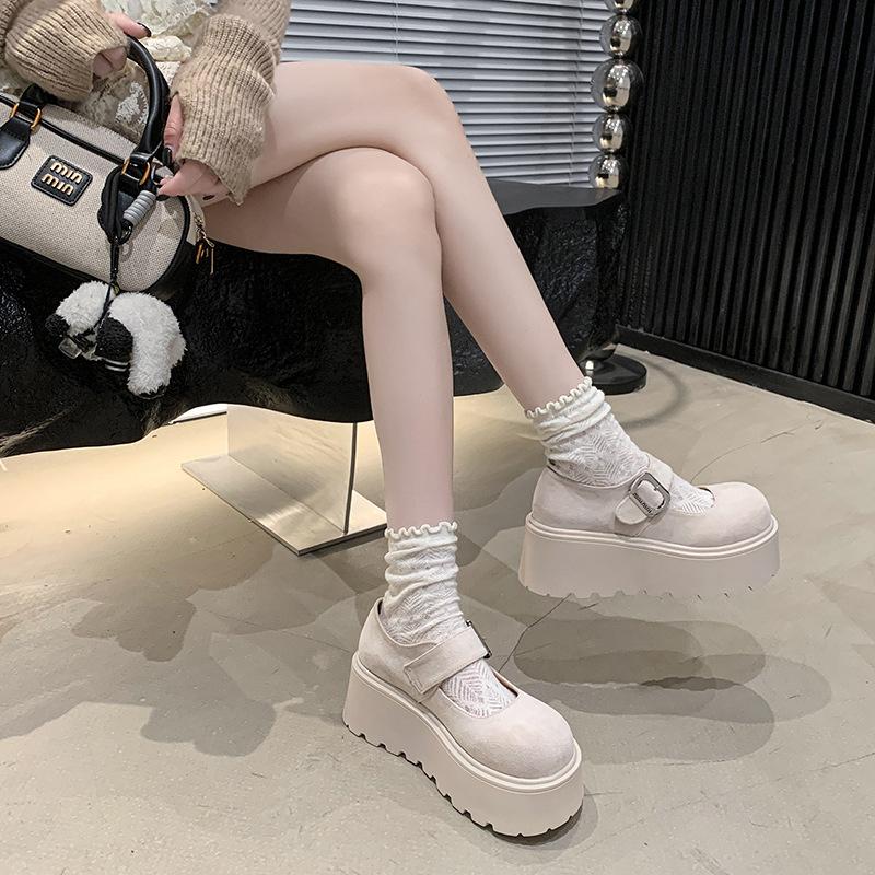 Round head platform leather shoes muffin Mary Jane women s shoes 2025 spring and summer new Korean versatile light mouth single shoes 35 чёрный
Round head platform leather shoes muffin Mary Jane women s shoes 2025 spring and summer new Korean versatile light mouth single shoes 35 чёрный
