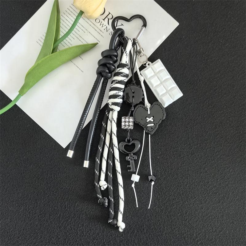 Heart Element Woven Rope Bag Pendant Ornament - Maximalist Style чёрный
Heart Element Woven Rope Bag Pendant Ornament - Maximalist Style чёрный