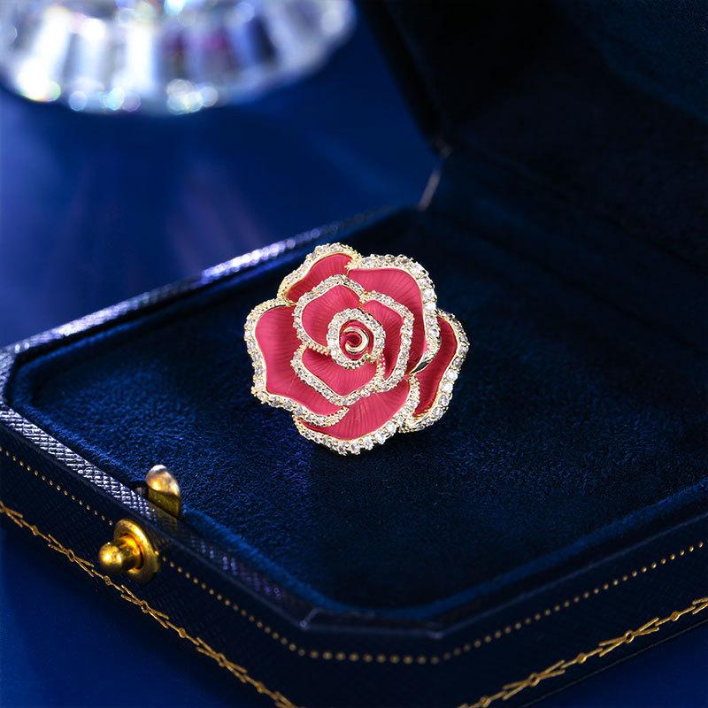 Красная камелия брошь Xiaoxiangfeng, изысканная женская брошь высокого класса, роскошный темперамент, многофункциональные аксессуары для костюма розы красного
