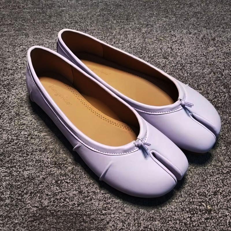 Fashion Split Toe Women Ballet Flats Fashion Tabi Shoes Casual Slip-on Loafers Ladies Pleated Leather Espadrilles Zapatillas Mujer 35
Fashion Split Toe Women Ballet Flats Fashion Tabi Shoes Casual Slip-on Loafers Ladies Pleated Leather Espadrilles Zapatillas Mujer 35
