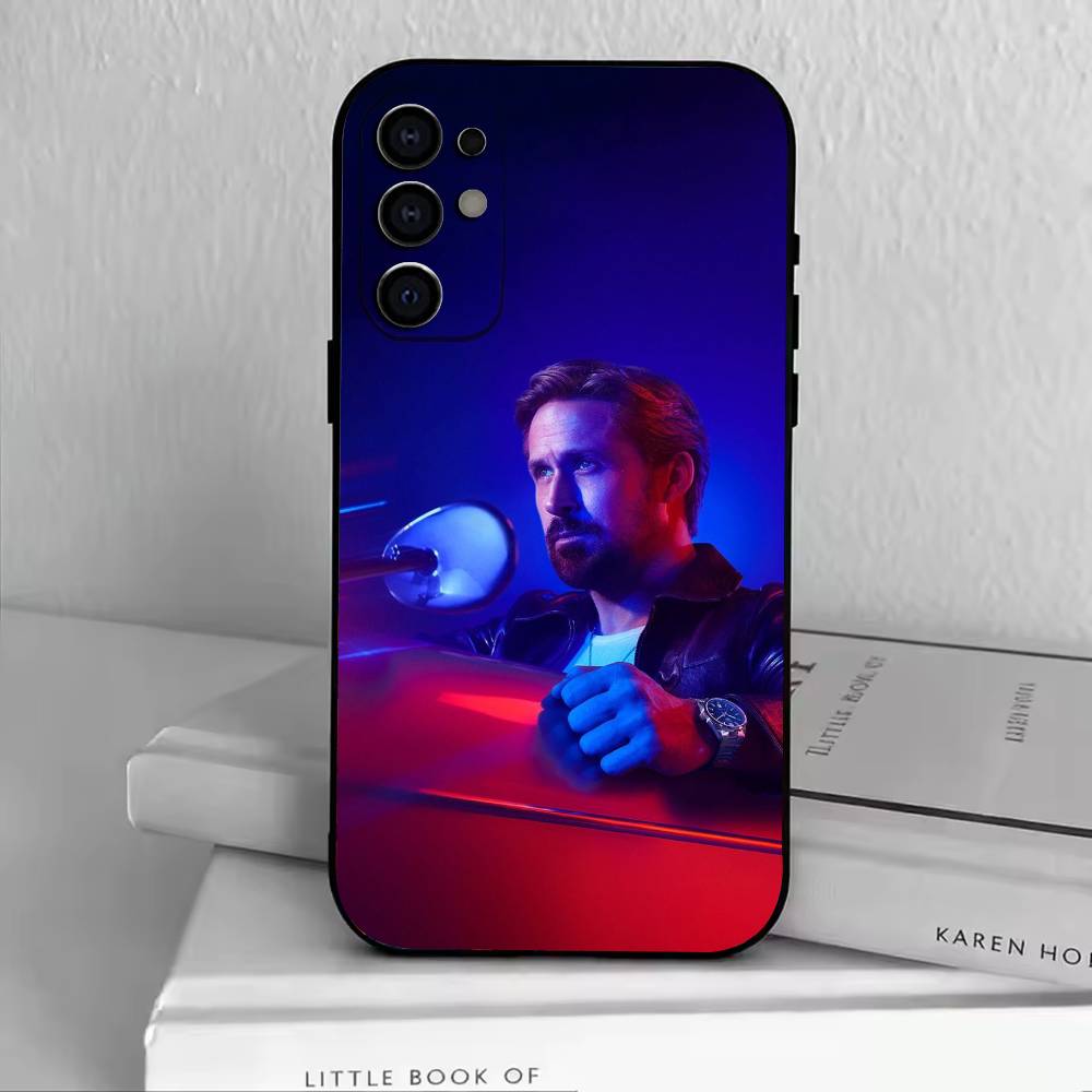 R-Ryan Gosling Phone Case For Samsung S25,S24,S21,S22,S23,S30,Ultra,S20,Plus,Fe,Soft Silicone Black Cover Samsung S235G
R-Ryan Gosling Phone Case For Samsung S25,S24,S21,S22,S23,S30,Ultra,S20,Plus,Fe,Soft Silicone Black Cover Samsung S235G