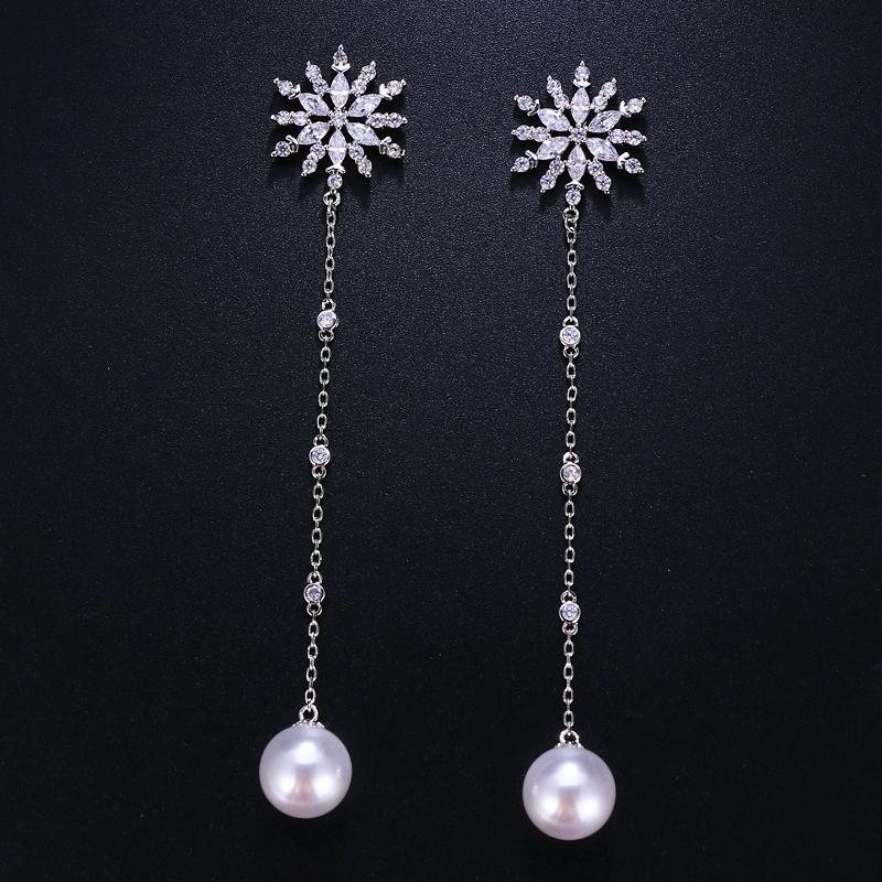Emmaya Fashion Snowflake Design Женские серьги с белым жемчугом с кубическим цирконием для женщин Подарок на свадьбу
Emmaya Fashion Snowflake Design Женские серьги с белым жемчугом с кубическим цирконием для женщин Подарок на свадьбу