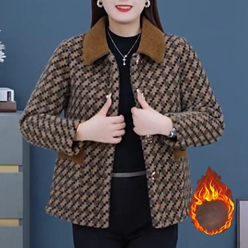 Осенняя и зимняя женская одежда больших размеров, модная куртка для женщин среднего и пожилого возраста, клетчатый квадратный воротник «Тысяча птиц» 4XL
Осенняя и зимняя женская одежда больших размеров, модная куртка для женщин среднего и пожилого возраста, клетчатый квадратный воротник «Тысяча птиц» 4XL