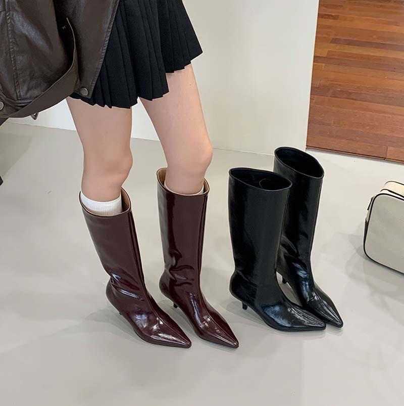 осень-зима 2025 новые сапоги-рыцари с прямым голенищем в британском стиле, модные и универсальные, с квадратным носком и низким каблуком, но высотой до колена 40 бордовый
осень-зима 2025 новые сапоги-рыцари с прямым голенищем в британском стиле, модные и универсальные, с квадратным носком и низким каблуком, но высотой до колена 40 бордовый