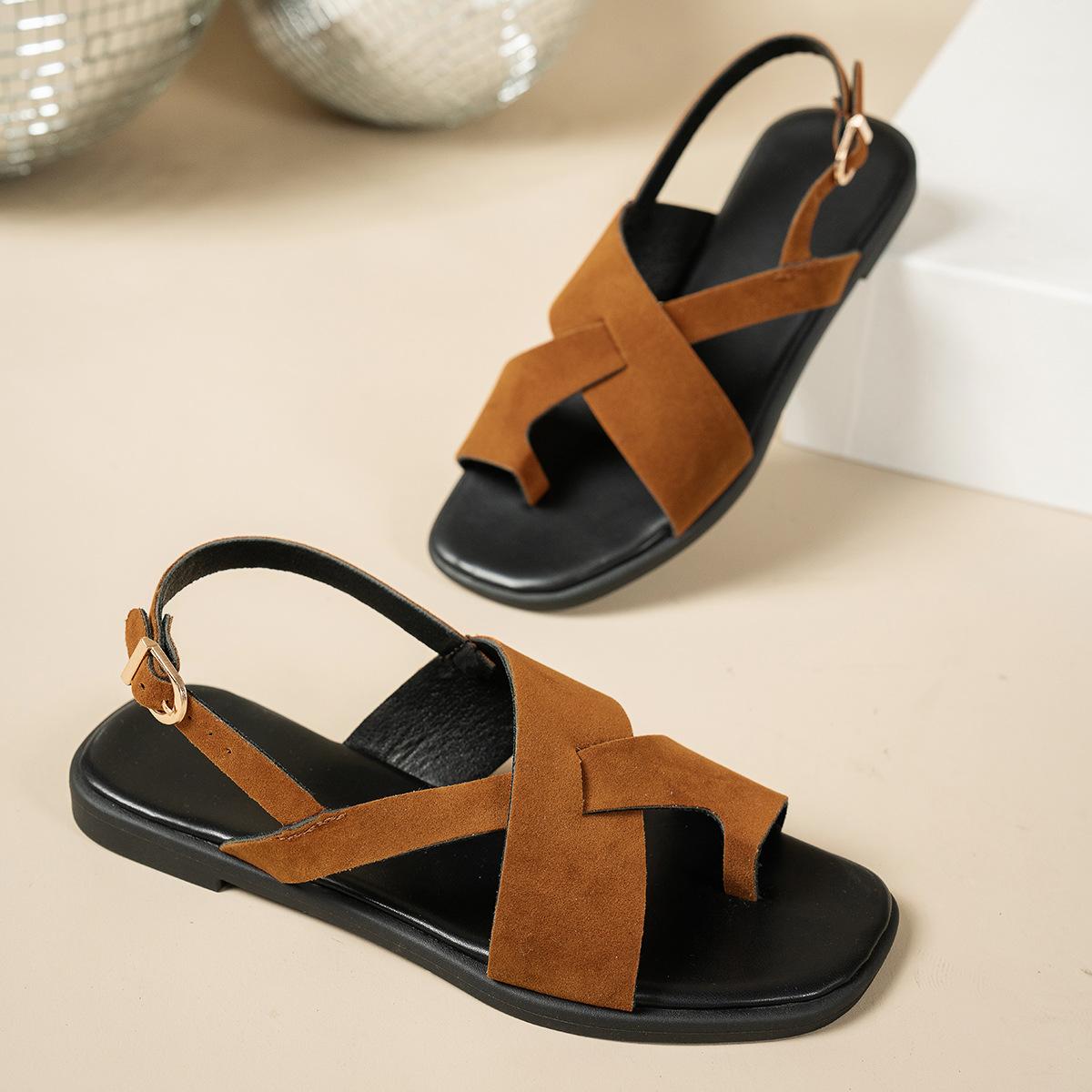 22 trendy beautiful casual brown toe one-word buckle with Roman style flat sandals beach shoes 35 коричневый
22 trendy beautiful casual brown toe one-word buckle with Roman style flat sandals beach shoes 35 коричневый
