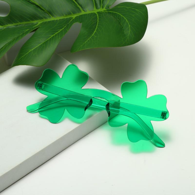Personalized Frameless Four-Leaf Clover Glasses Fashion Frameless Sunglasses Trend Candy Color бірюзовий
Personalized Frameless Four-Leaf Clover Glasses Fashion Frameless Sunglasses Trend Candy Color бірюзовий