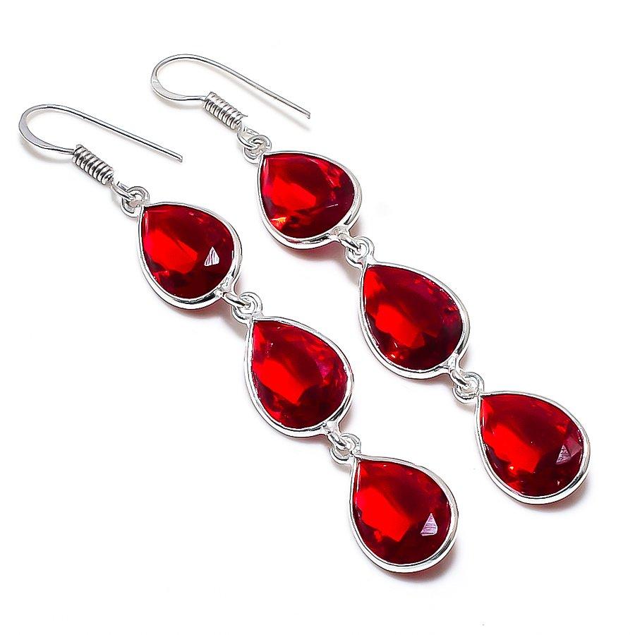 Этнические ювелирные серьги ручной работы с драгоценным камнем Мозамбикский гранат 2,84 дюйма VR-2918 
Этнические ювелирные серьги ручной работы с драгоценным камнем Мозамбикский гранат 2,84 дюйма VR-2918