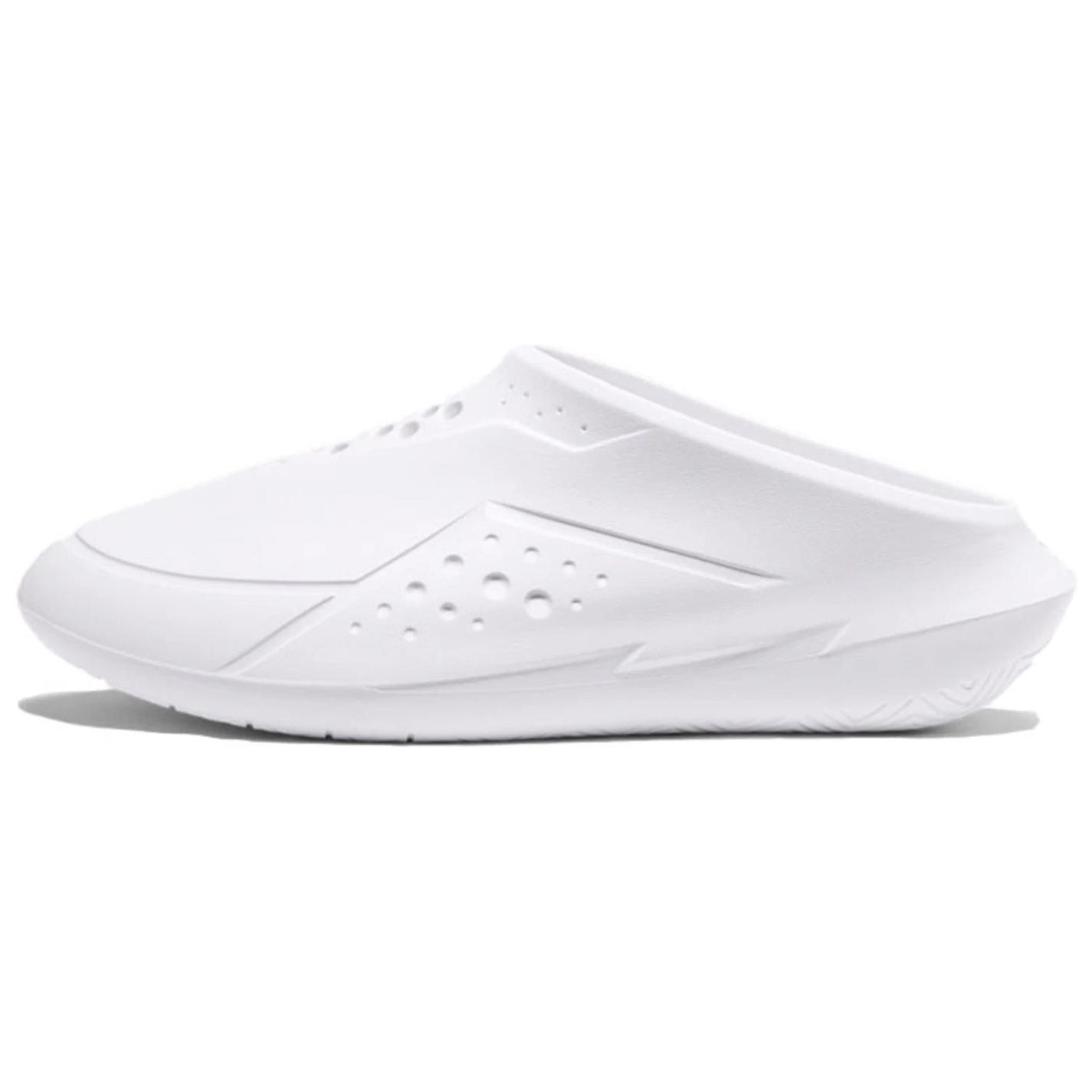 Under Armour Curry FoamTro Slide White 3028394-100 38.5
Under Armour Curry FoamTro Slide White 3028394-100 38.5