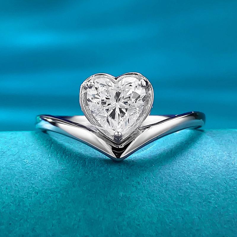 Live S925 Sterling Silver Heart-Shaped Simulated Diamond Ring for Women - Simple, Elegant, and Atmospheric Design Size 9
Live S925 Sterling Silver Heart-Shaped Simulated Diamond Ring for Women - Simple, Elegant, and Atmospheric Design Size 9