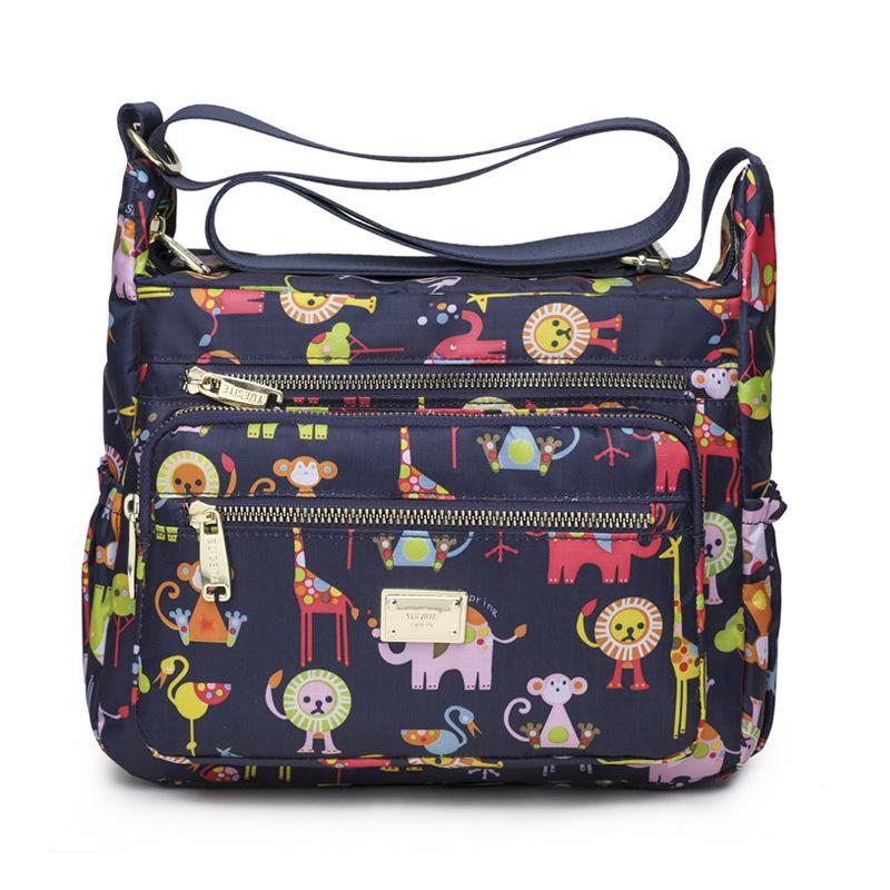 Nylon Women s Shoulder Bag Outdoor Commuter Printed Middle-aged Mother Bag Large Capacity Crossbody Bag
Nylon Women s Shoulder Bag Outdoor Commuter Printed Middle-aged Mother Bag Large Capacity Crossbody Bag