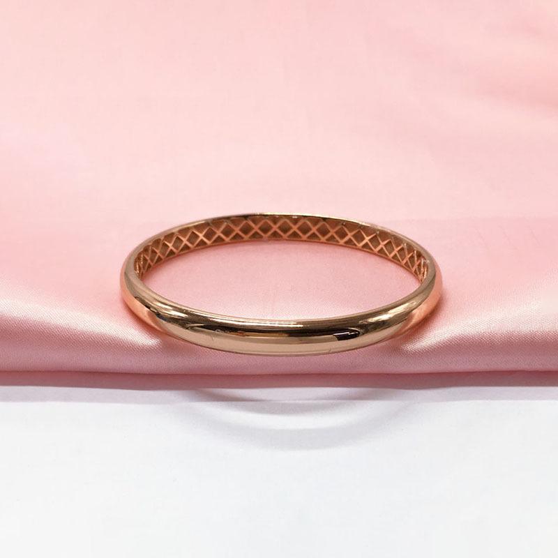 Purple Gold Mirror Smooth Ancient Method Bracelet Simple Rose Gold Glossy Pattern Bracelet Jewelry (52-56 ring mouth/approx. 18cm)
Purple Gold Mirror Smooth Ancient Method Bracelet Simple Rose Gold Glossy Pattern Bracelet Jewelry (52-56 ring mouth/approx. 18cm)