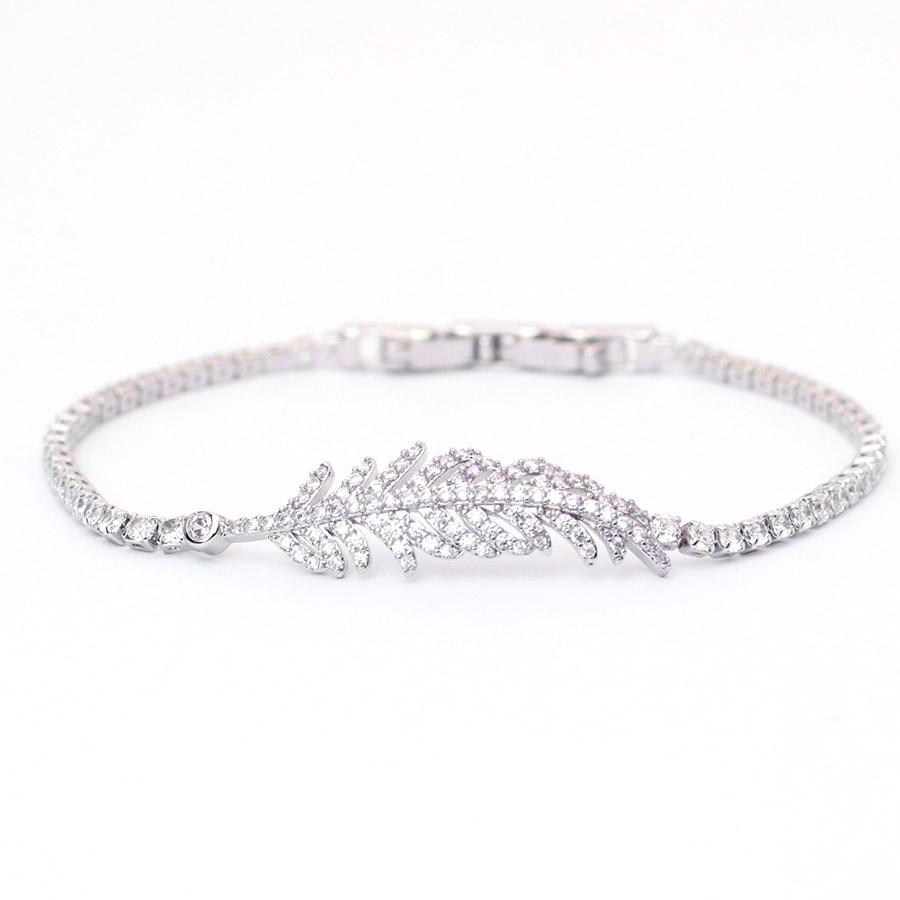 Модный браслет из меди Blue Devil s Eye, женская любовь, циркон, кристалл, серебряные украшения, подарок девушке, аксессуары премиум-класса 17.cm/6.89inch
Модный браслет из меди Blue Devil s Eye, женская любовь, циркон, кристалл, серебряные украшения, подарок девушке, аксессуары премиум-класса 17.cm/6.89inch