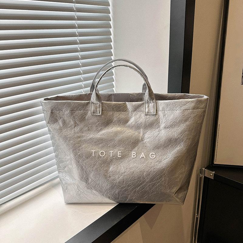 Vintage Paper Tote Bag for Women New Style Commute Handbag Large Capacity Shopping Bag Trendy Shoulder Bags KTY 34x14x31cm сірий колір
Vintage Paper Tote Bag for Women New Style Commute Handbag Large Capacity Shopping Bag Trendy Shoulder Bags KTY 34x14x31cm сірий колір