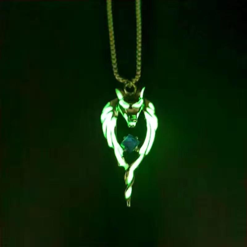 Lunar Glow Wolf Necklace Totem Wolf King Luminous Necklace Pendant Cool Retro Hip-Hop Street Style 60cm зелений
Lunar Glow Wolf Necklace Totem Wolf King Luminous Necklace Pendant Cool Retro Hip-Hop Street Style 60cm зелений