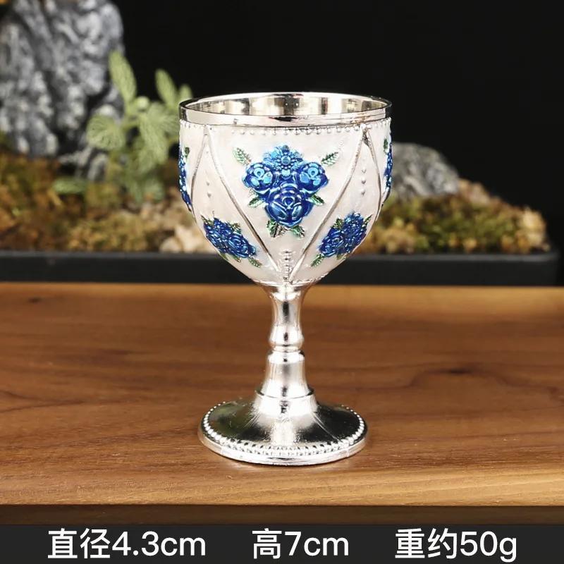 30ML Wine Glasses Champagne Glasses Beverage Goblet Cocktail Cup Gold Vintage European Style Creative Gift for Bar Home Decor 30ml 2pcs
30ML Wine Glasses Champagne Glasses Beverage Goblet Cocktail Cup Gold Vintage European Style Creative Gift for Bar Home Decor 30ml 2pcs