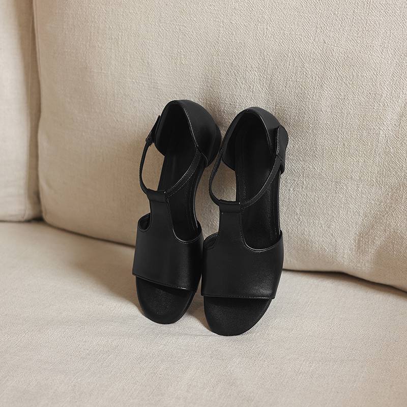 Krazing Pot Microfiber Low Heels Concise Style Buckle Straps European Design Summer Size 43 Size 42 Women Sandals 43 чорний
Krazing Pot Microfiber Low Heels Concise Style Buckle Straps European Design Summer Size 43 Size 42 Women Sandals 43 чорний
