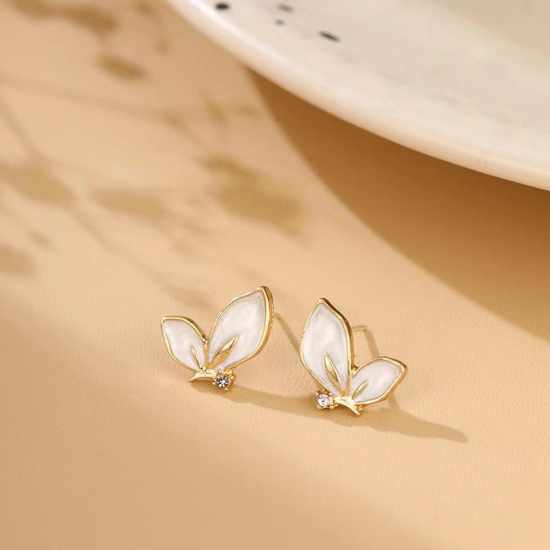 1 Pair Personality Butterfly Stud Earrings For Women Temperament Elegant Minimalist Shiny Earrings Jewelry Gifts
1 Pair Personality Butterfly Stud Earrings For Women Temperament Elegant Minimalist Shiny Earrings Jewelry Gifts