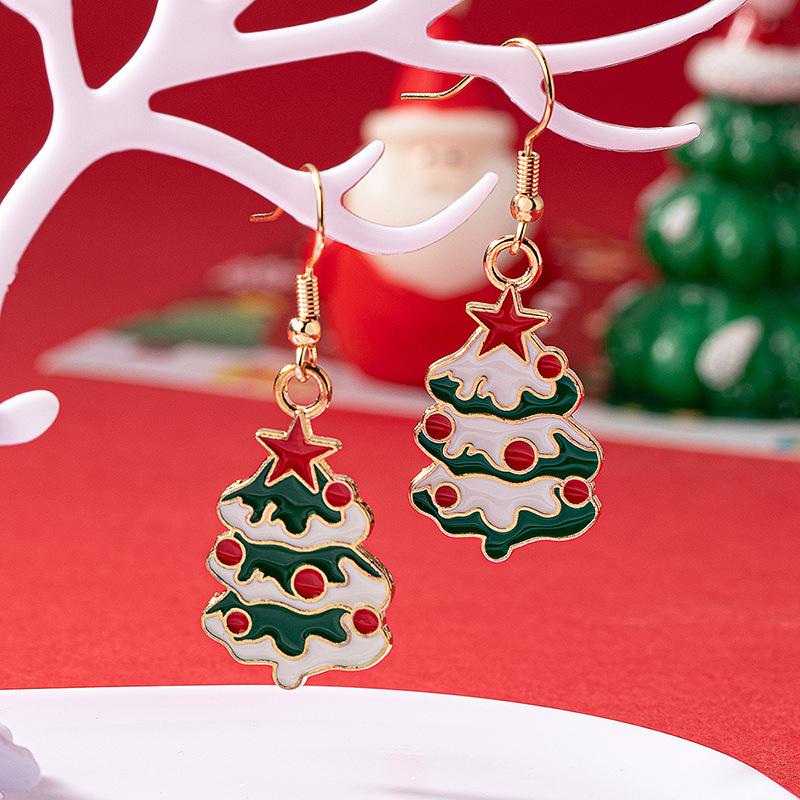 Charming Snow-Covered Christmas Tree Earrings: Elegant and Cute Holiday Accessory for Women
Charming Snow-Covered Christmas Tree Earrings: Elegant and Cute Holiday Accessory for Women