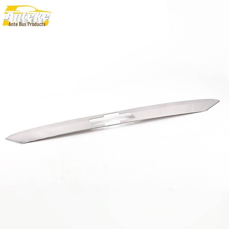 Декоративная наклейка на заднюю накладку Cavalier и устойчивая к царапинам накладка на багажник
Декоративная наклейка на заднюю накладку Cavalier и устойчивая к царапинам накладка на багажник