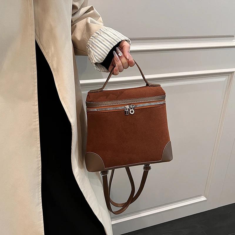 Solid zipper shoulder bags for women pocket with flap bucket type comfortable PU bags high quality fashionable
Solid zipper shoulder bags for women pocket with flap bucket type comfortable PU bags high quality fashionable
