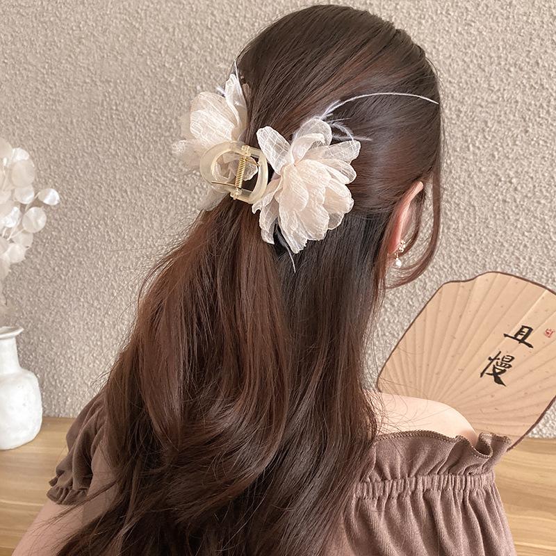 Lace Netting Flower Hairpin Women s Niche Design Hair Accessory At The Back of The Head, Trendy Shark Hairpin Style белый
Lace Netting Flower Hairpin Women s Niche Design Hair Accessory At The Back of The Head, Trendy Shark Hairpin Style белый
