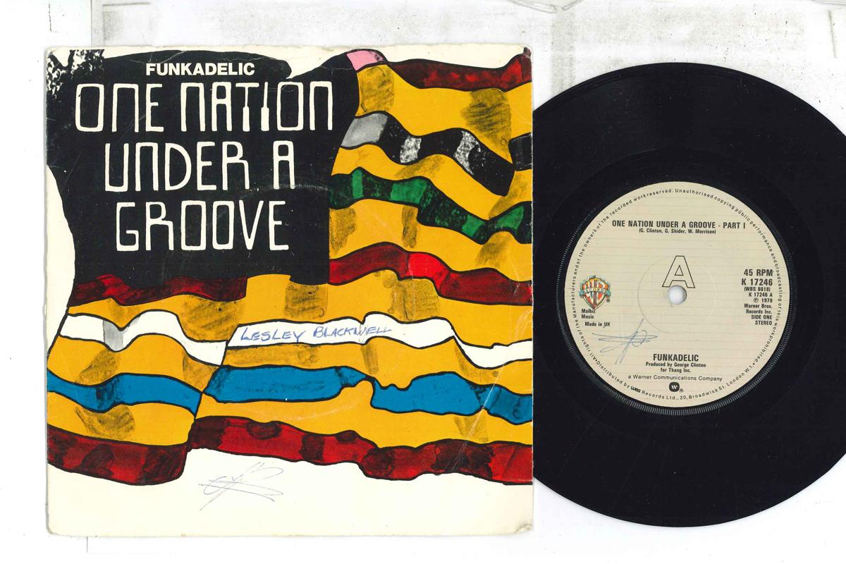 7inch Record FUNKADELIC One Nation Under A Groove K17246 WARNER BROS 1978 UK SoulFunk Used
7inch Record FUNKADELIC One Nation Under A Groove K17246 WARNER BROS 1978 UK SoulFunk Used