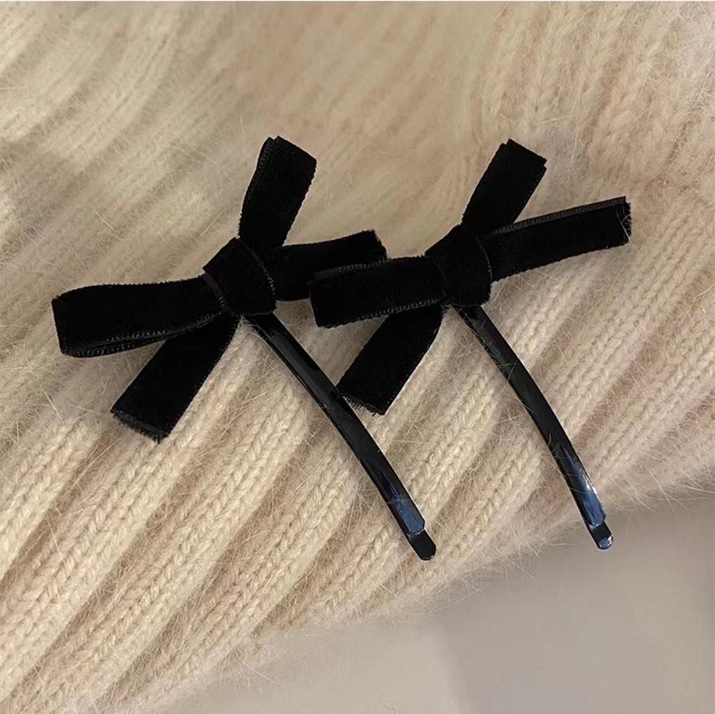 Pack of 2 Black Velet Bowknot Hairclips Hairties for Girls Headwear Barrettes Elastic Hair Bands for Women
Pack of 2 Black Velet Bowknot Hairclips Hairties for Girls Headwear Barrettes Elastic Hair Bands for Women
