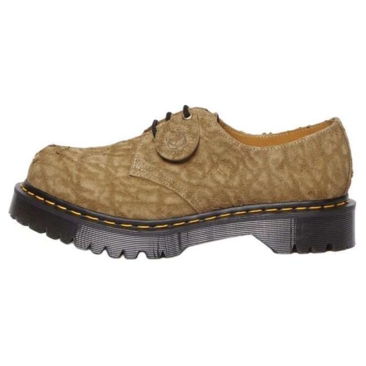 Доктор. Martens 1461 Bex Made in England Emboss Suede Oxford Savannah Tan Unisex Sneakers 31488439 38
Доктор. Martens 1461 Bex Made in England Emboss Suede Oxford Savannah Tan Unisex Sneakers 31488439 38