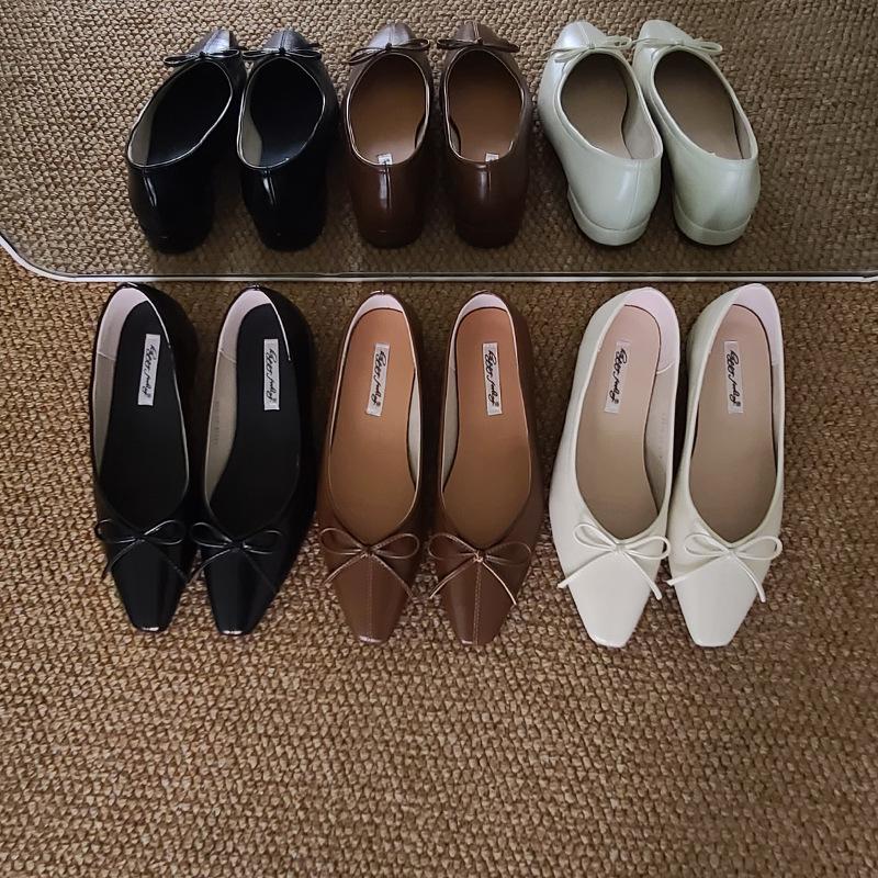 Single shoes low-heeled single shoes women s spring and autumn new bow flat-soled temperament soft-soled work shoes 40
Single shoes low-heeled single shoes women s spring and autumn new bow flat-soled temperament soft-soled work shoes 40