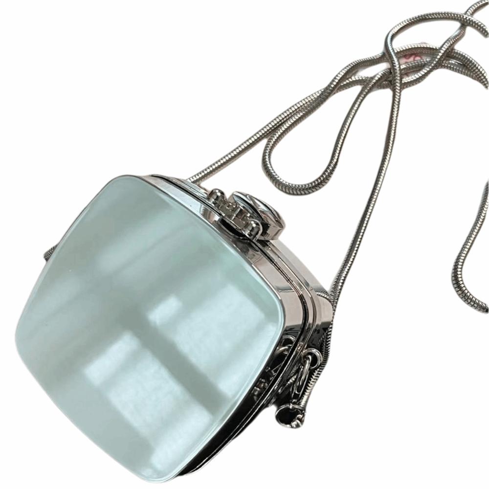 Creative Gold Silver Evening Bag Metal Chain Multi-shape Mini Bag Mirror Surface Photo Props Metal Chain Bag Fashion Occasion
Creative Gold Silver Evening Bag Metal Chain Multi-shape Mini Bag Mirror Surface Photo Props Metal Chain Bag Fashion Occasion