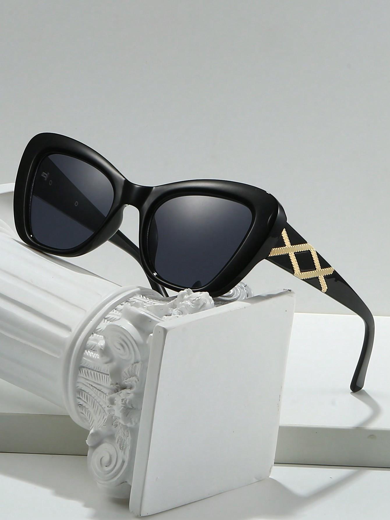 1PC Classic Elegant Fashion Cat Eye Plaid Plastic Frame Women Sunglasses For Men Daily Life Shades Eyewear Accessories.
1PC Classic Elegant Fashion Cat Eye Plaid Plastic Frame Women Sunglasses For Men Daily Life Shades Eyewear Accessories.