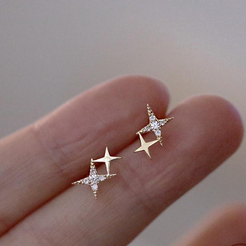 925 Sterling Silver Plating 14K Gold Exquisite Sparkling Zircon Stars Earring for Women Temperament Jewelry Gift Gold
925 Sterling Silver Plating 14K Gold Exquisite Sparkling Zircon Stars Earring for Women Temperament Jewelry Gift Gold