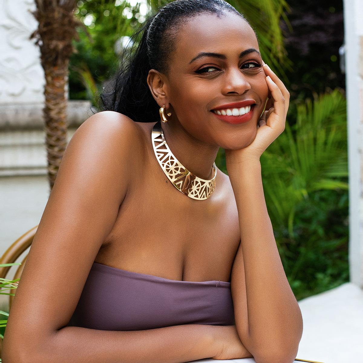 Аксессуары, этнический нишевый чокер, открытое колье, креативный геометрический полый металлический африканский воротник
Аксессуары, этнический нишевый чокер, открытое колье, креативный геометрический полый металлический африканский воротник