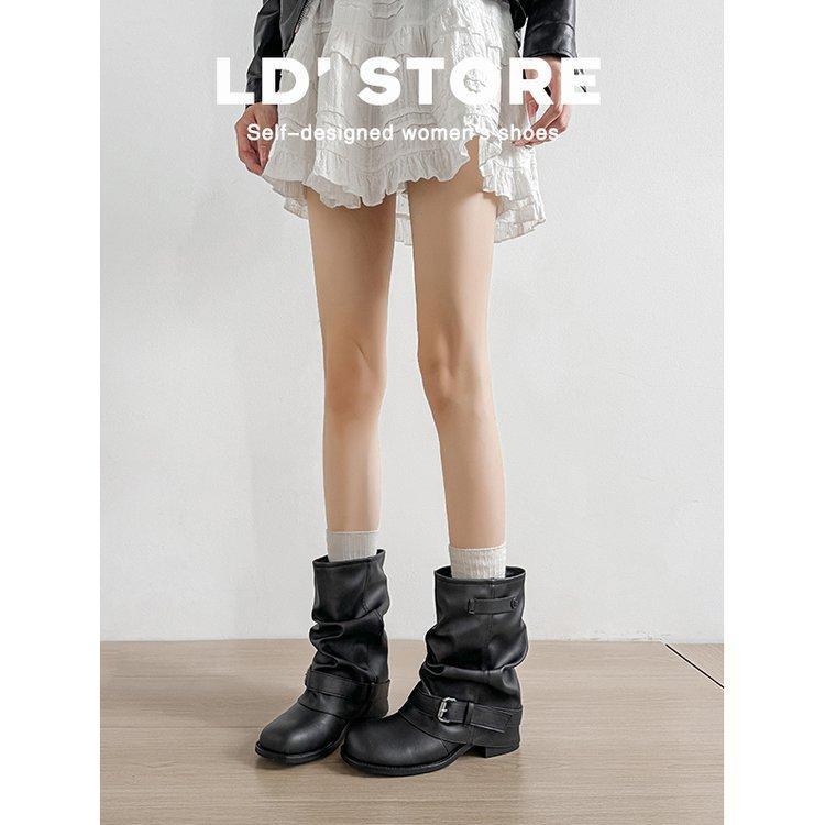 Soft leather version of western cowboy pile boots women s 2025 autumn new pleated trousers short boots retro knight martin boots 35
Soft leather version of western cowboy pile boots women s 2025 autumn new pleated trousers short boots retro knight martin boots 35