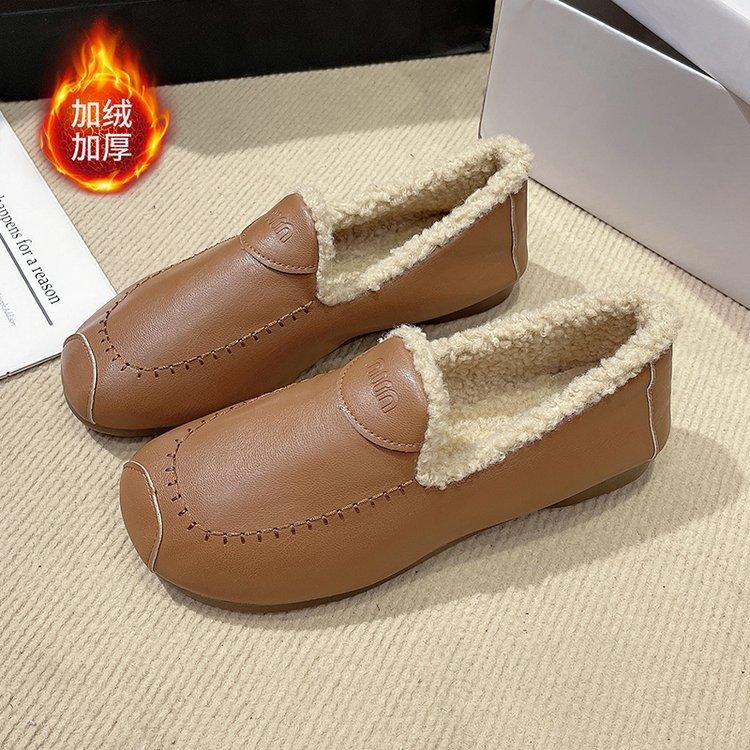 Пушистая женская обувь на подошве из говяжьих сухожилий 2024 года, новая мягкая бархатная теплая обувь Doudou, повседневная хлопковая обувь с одной педалью 40
Пушистая женская обувь на подошве из говяжьих сухожилий 2024 года, новая мягкая бархатная теплая обувь Doudou, повседневная хлопковая обувь с одной педалью 40