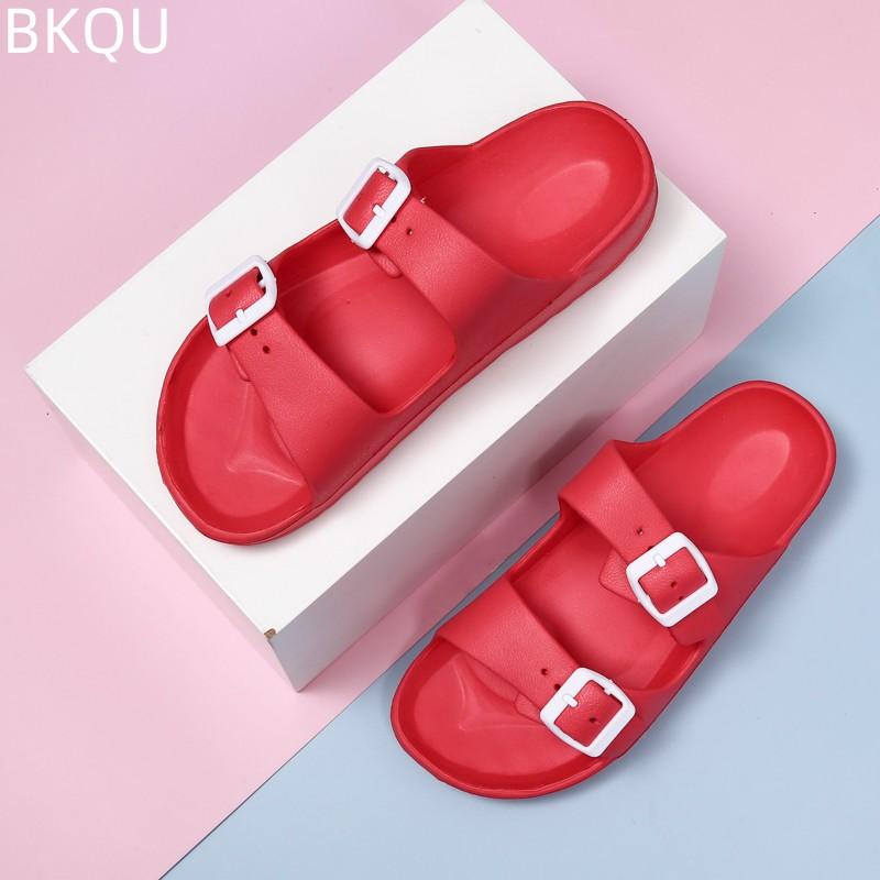 Парные сандалии и тапочки, мужская модная корейская повседневная уличная ленивая пляжная обувь, нейтральная дышащая нескользящая обувь с толстой подошвой
Парные сандалии и тапочки, мужская модная корейская повседневная уличная ленивая пляжная обувь, нейтральная дышащая нескользящая обувь с толстой подошвой