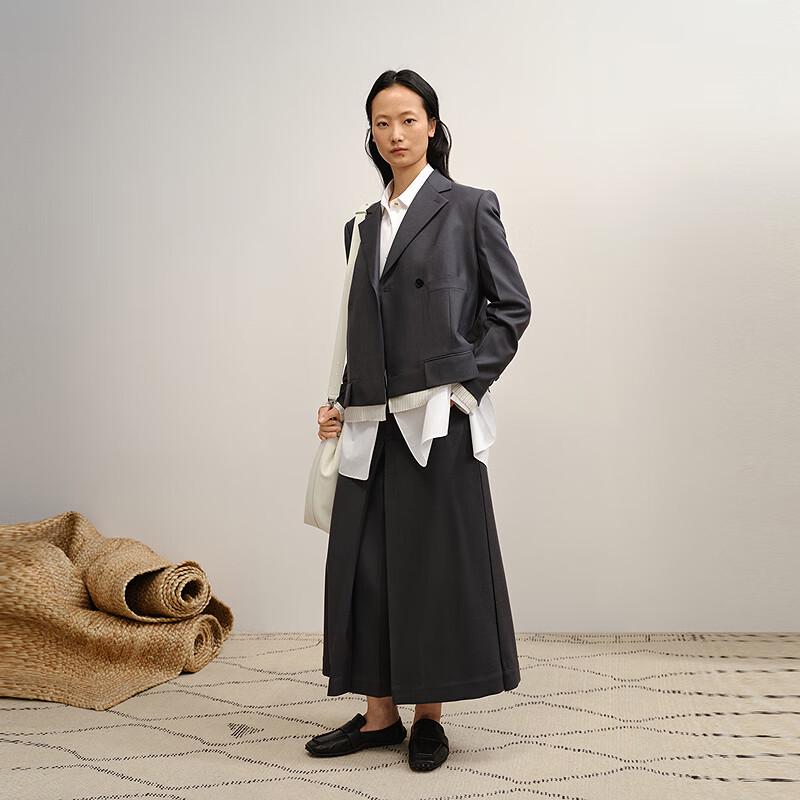 LESS 2025 Winter Business Casual Double-Breasted Suit Jacket M
LESS 2025 Winter Business Casual Double-Breasted Suit Jacket M