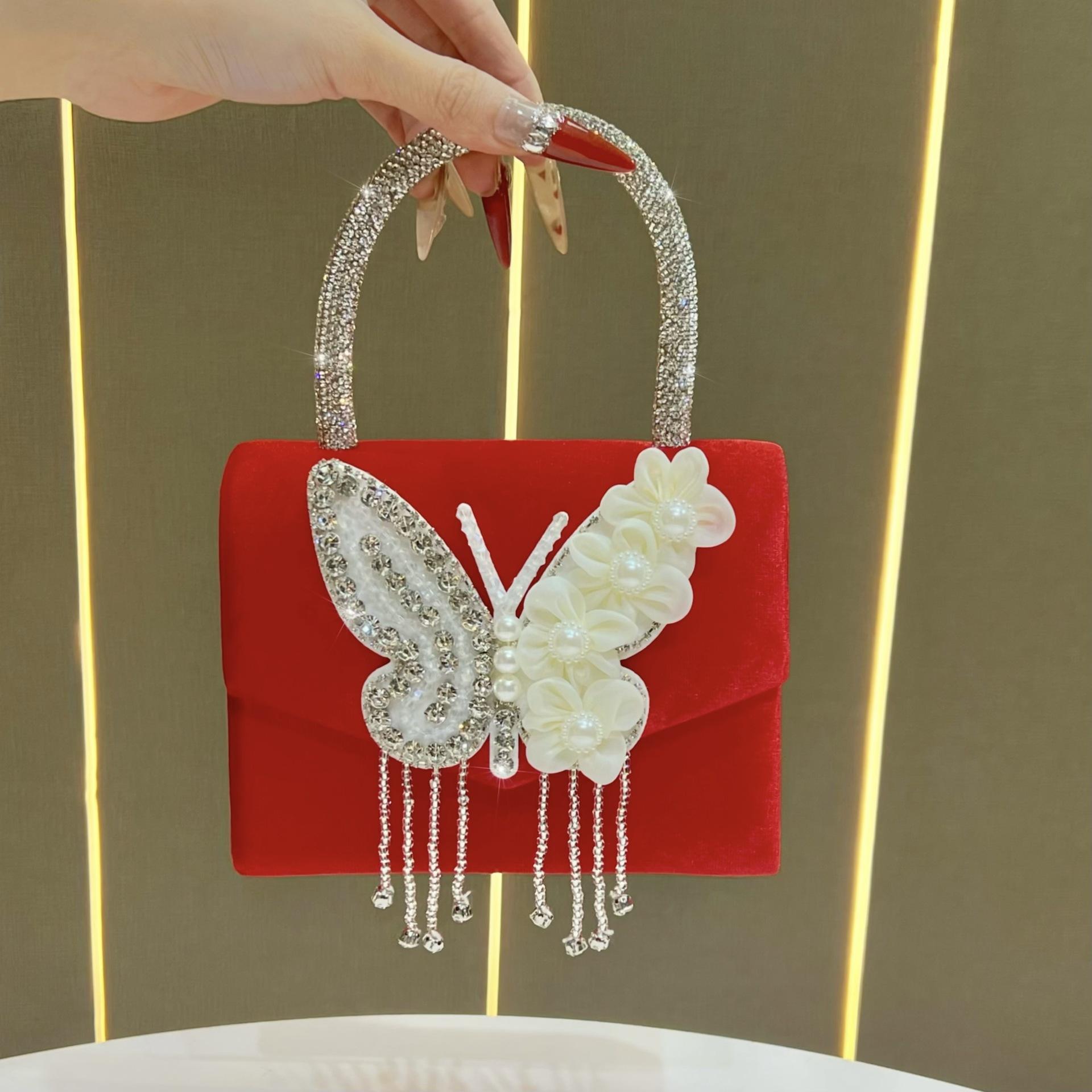 fashion butterfly tassel handbag bag high-end temperament dinner bag diamond-encrusted small bag chain crossbody light luxury
fashion butterfly tassel handbag bag high-end temperament dinner bag diamond-encrusted small bag chain crossbody light luxury