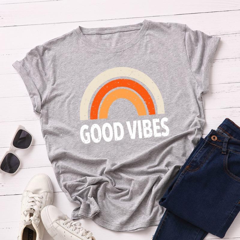 Літні жіночі футболки з чистої бавовни з принтом веселки GOOD VIBES, вільні, з круглим вирізом, з коротким рукавом M світло-сірого кольору
Літні жіночі футболки з чистої бавовни з принтом веселки GOOD VIBES, вільні, з круглим вирізом, з коротким рукавом M світло-сірого кольору