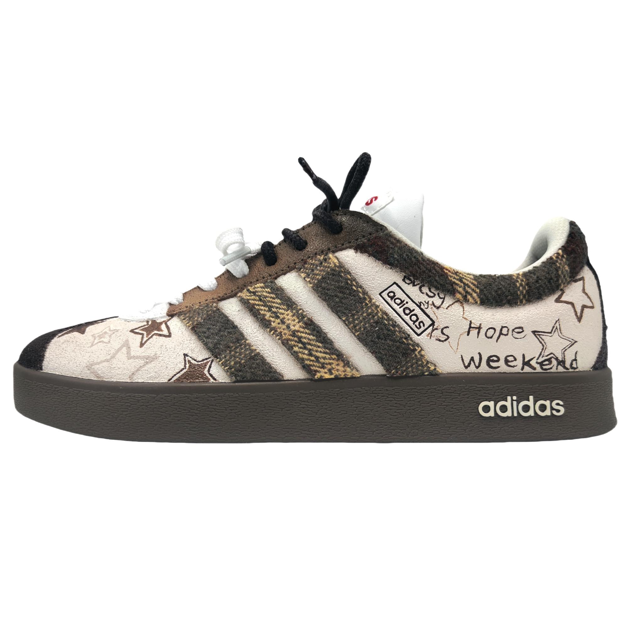 Adidas VL COURT 2.0 Slip Resistant Abrasion Resistant Low top Skateboard Shoes Unisex Tea Brown JS3003(Team1257-) 35⅔
Adidas VL COURT 2.0 Slip Resistant Abrasion Resistant Low top Skateboard Shoes Unisex Tea Brown JS3003(Team1257-) 35⅔