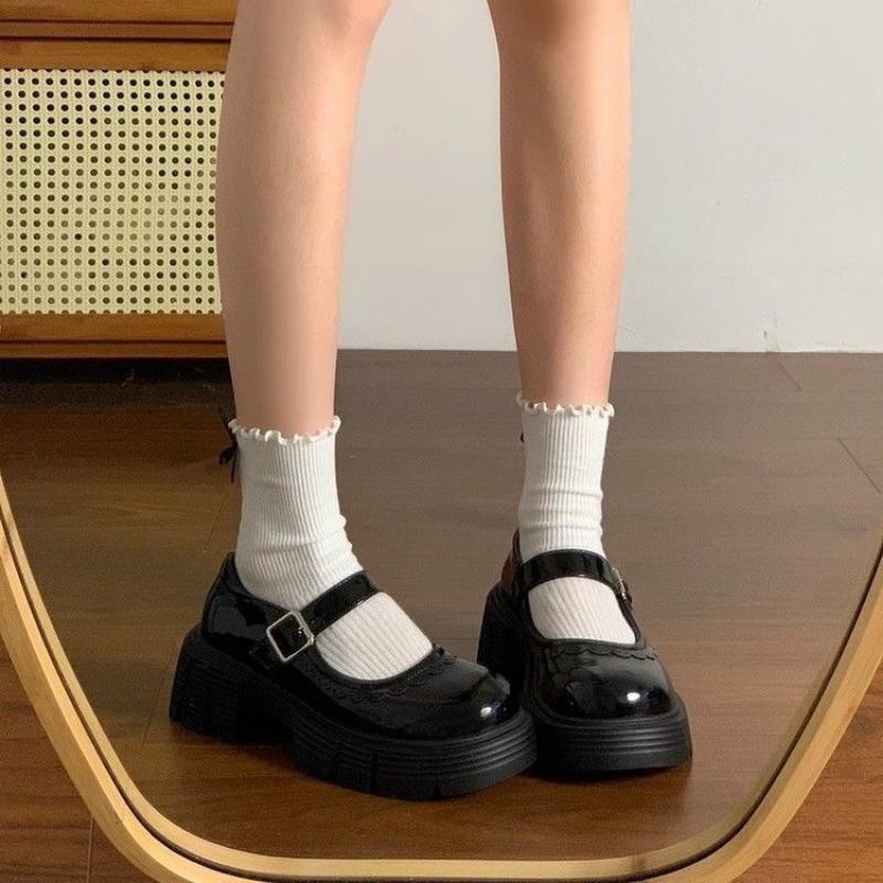 Новая универсальная юбка туфли Мэри Джейн из маленькой кожи на платформе женские туфли весна и осень туфли на высоком каблуке одинарные туфли 40 чёрный
Новая универсальная юбка туфли Мэри Джейн из маленькой кожи на платформе женские туфли весна и осень туфли на высоком каблуке одинарные туфли 40 чёрный